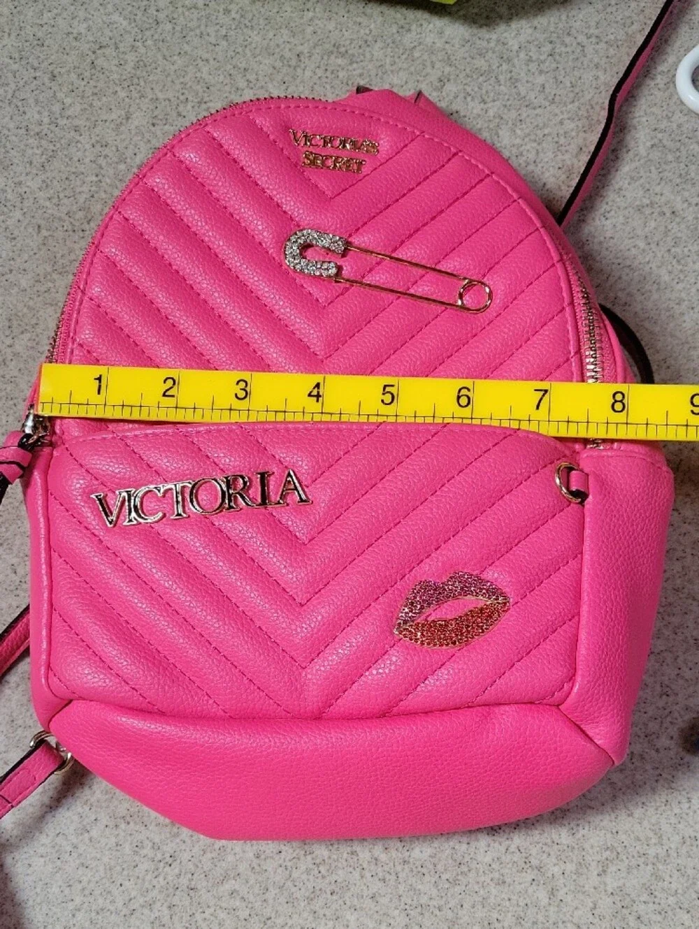 Victoria's Secret Hot Pink Quilted Mini Backpack Lip Patch Safety Pin & Logo - Picture 12 of 12